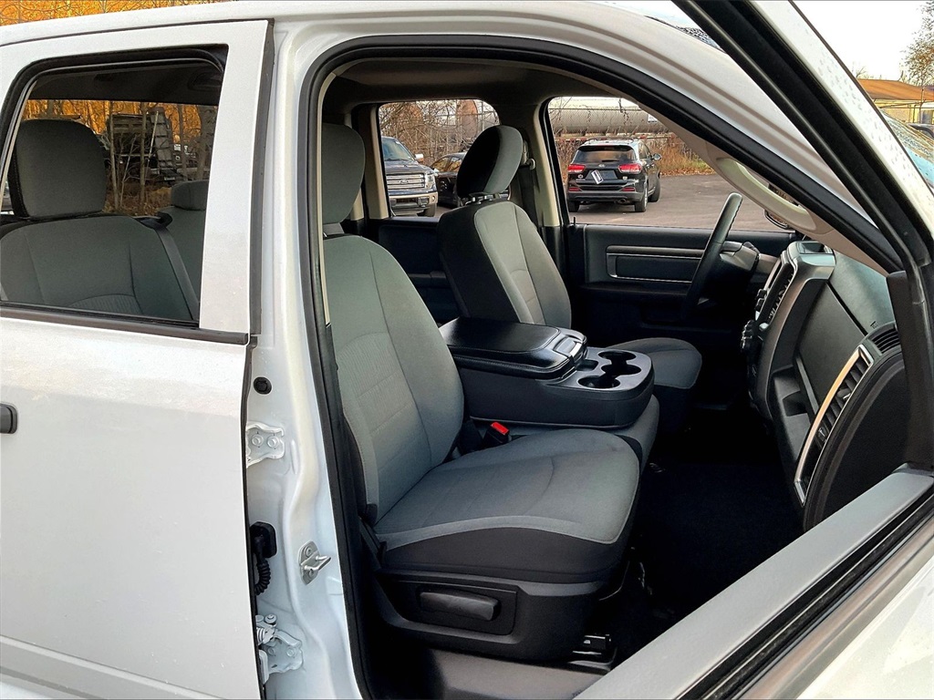 2024 Ram 1500 Classic SLT - Photo 11