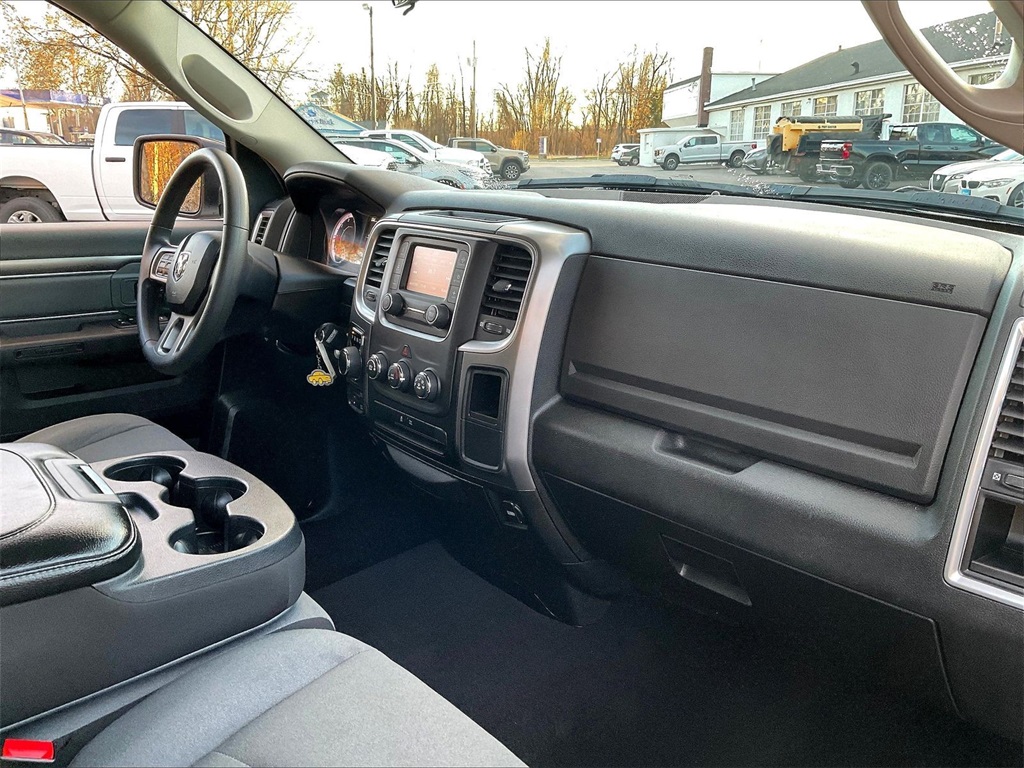 2024 Ram 1500 Classic SLT - Photo 13