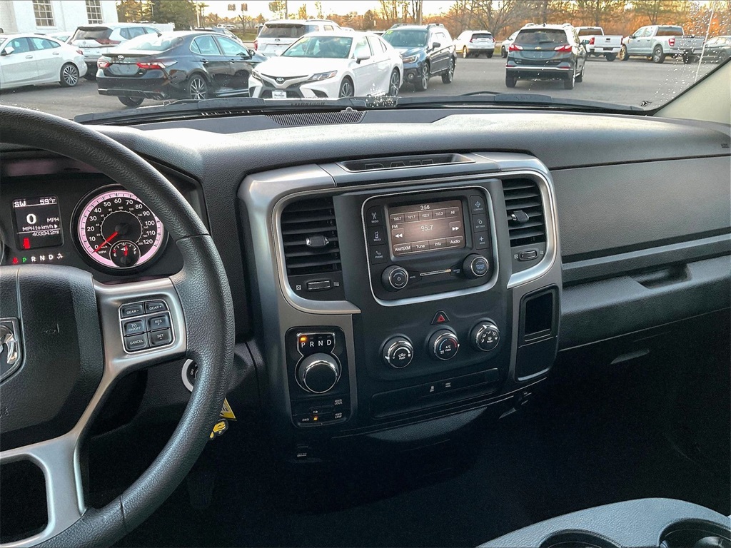 2024 Ram 1500 Classic SLT - Photo 17