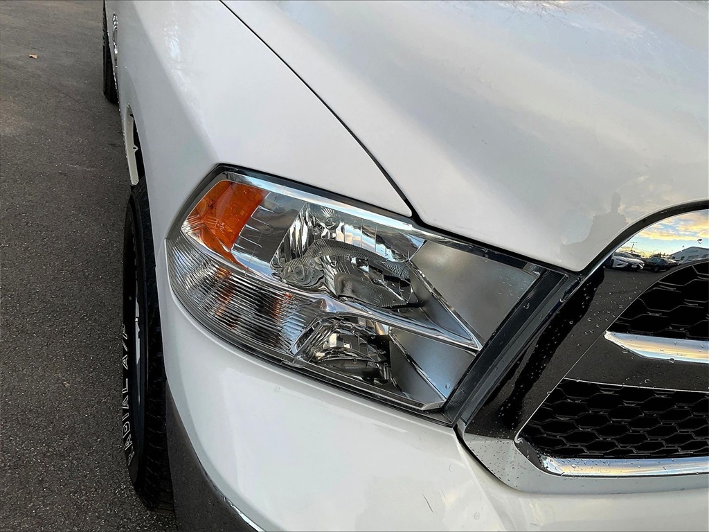 2024 Ram 1500 Classic SLT - Photo 29