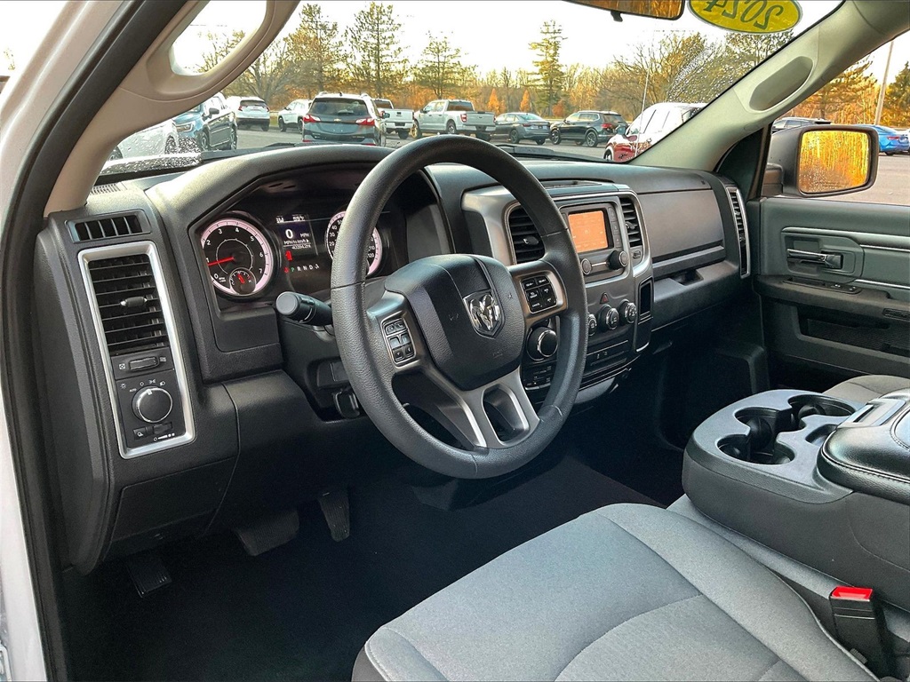 2024 Ram 1500 Classic SLT - Photo 8