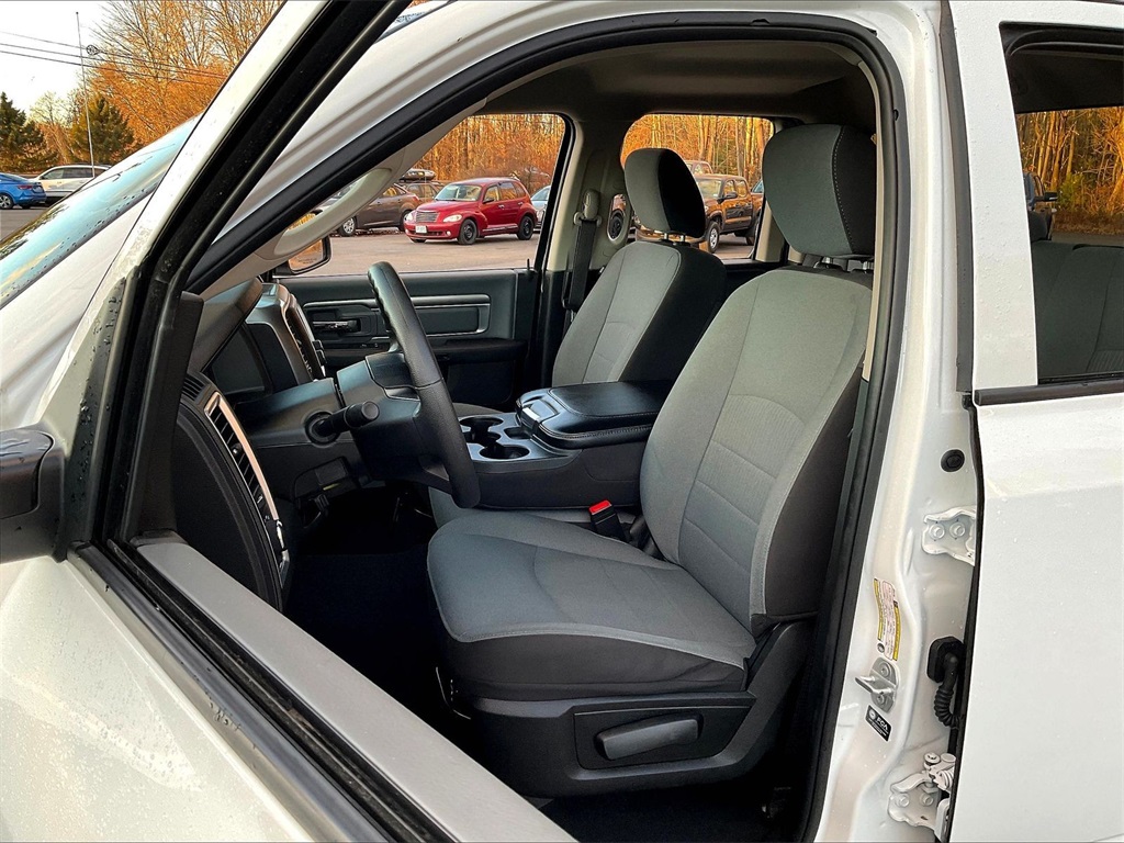 2024 Ram 1500 Classic SLT - Photo 10