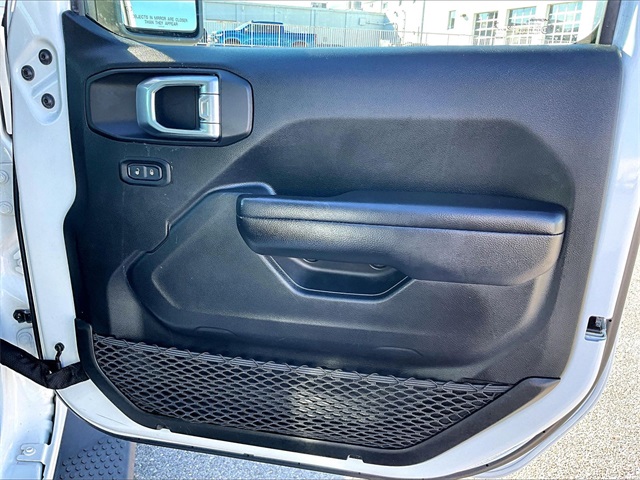 2021 Jeep Wrangler Unlimited Willys - Photo 12