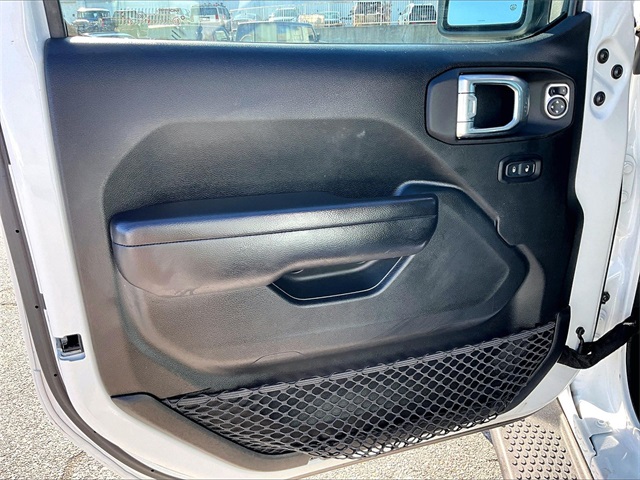 2021 Jeep Wrangler Unlimited Willys - Photo 9