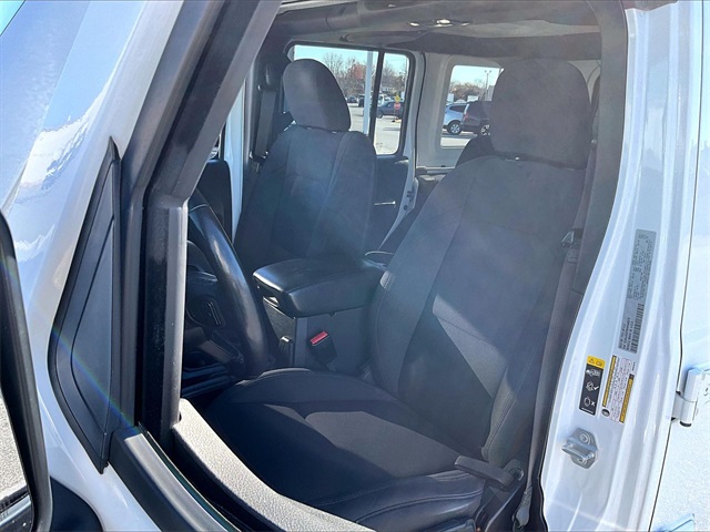 2021 Jeep Wrangler Unlimited Willys - Photo 10