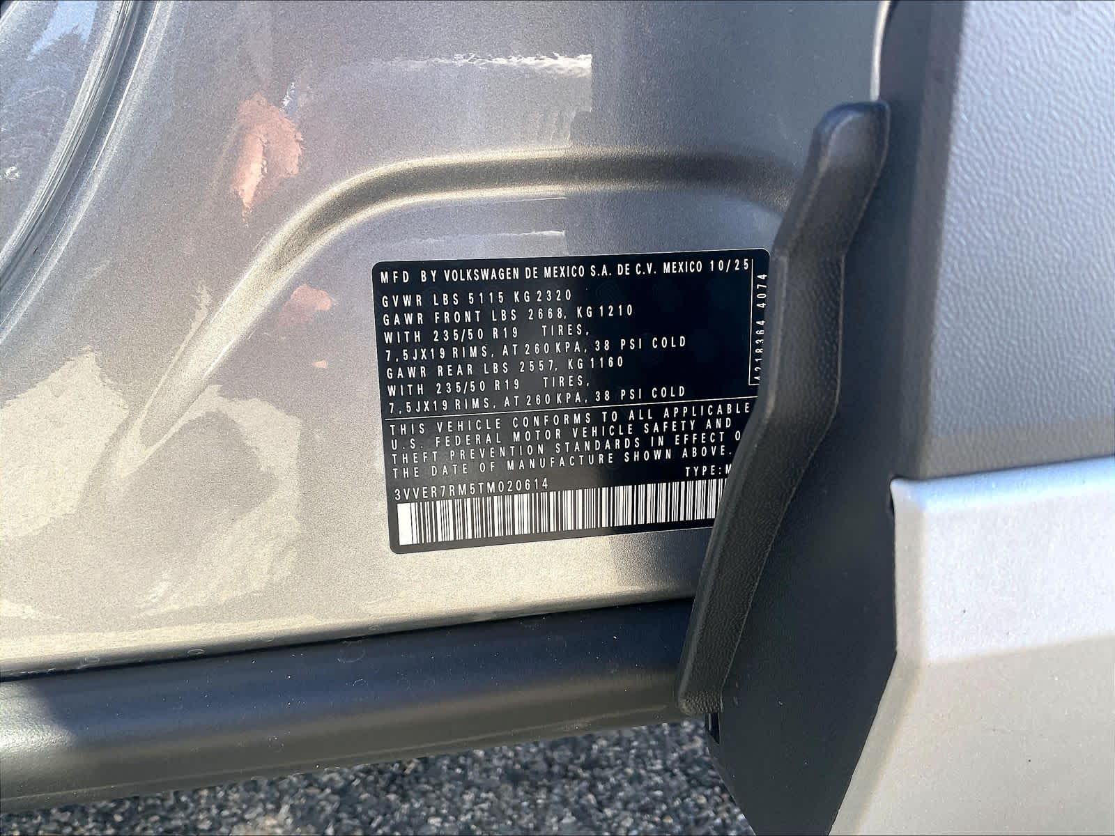 2026 Volkswagen Tiguan SE - Photo 17