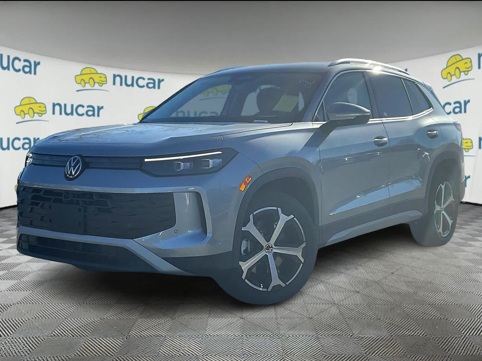 2026 Volkswagen Tiguan SE - Photo 4