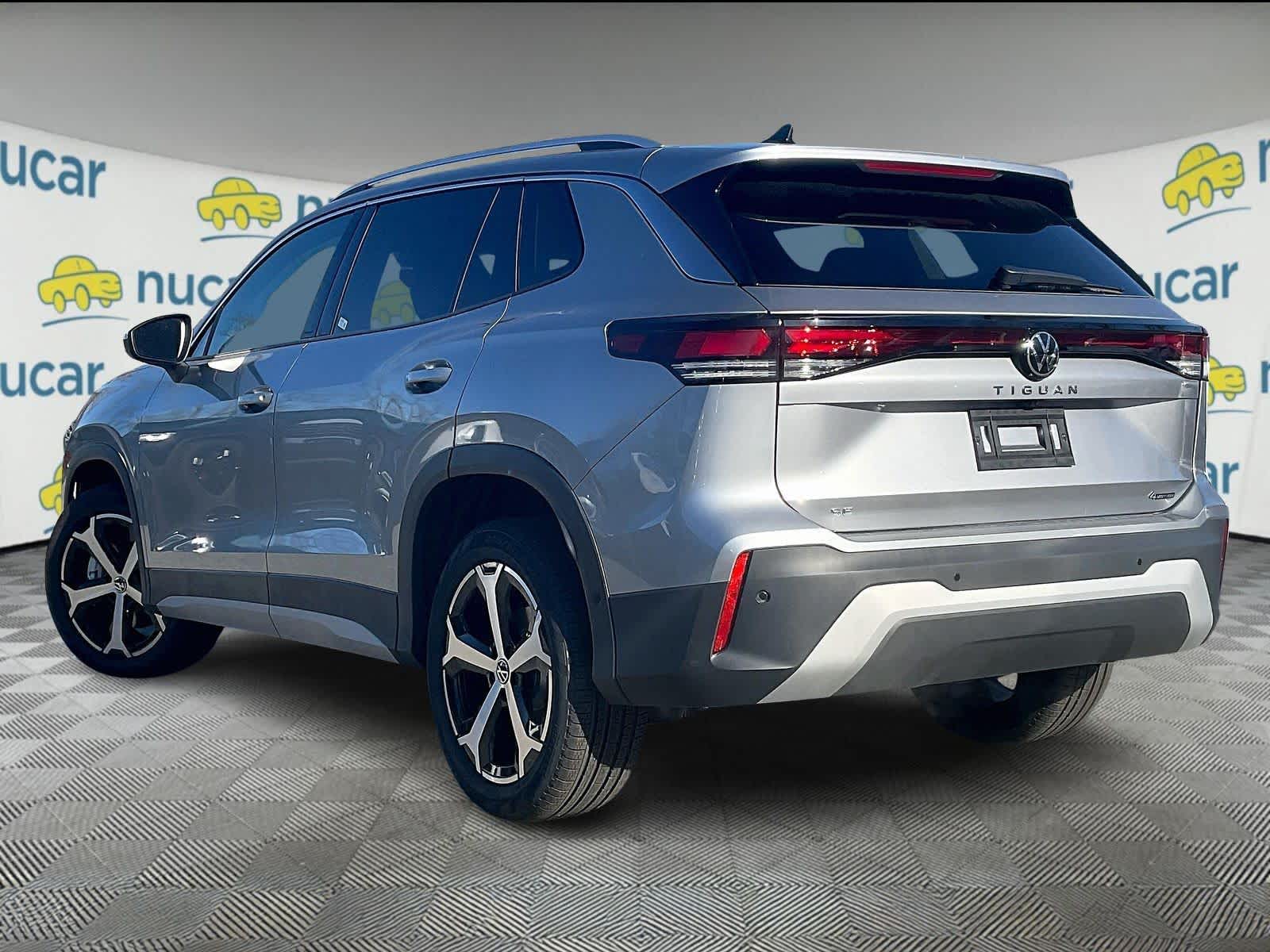 2026 Volkswagen Tiguan SE - Photo 5