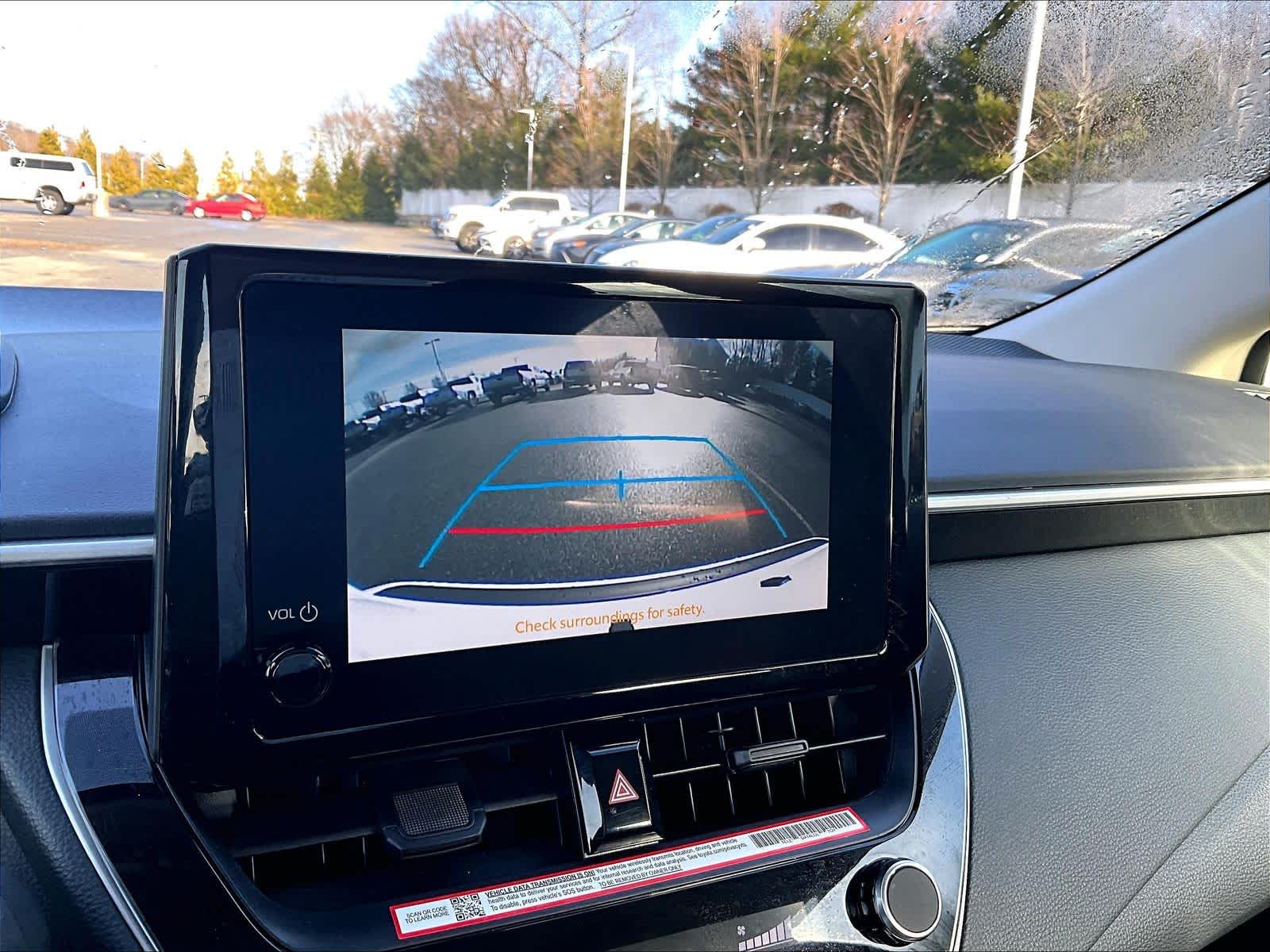 2025 Toyota Corolla LE - Photo 19