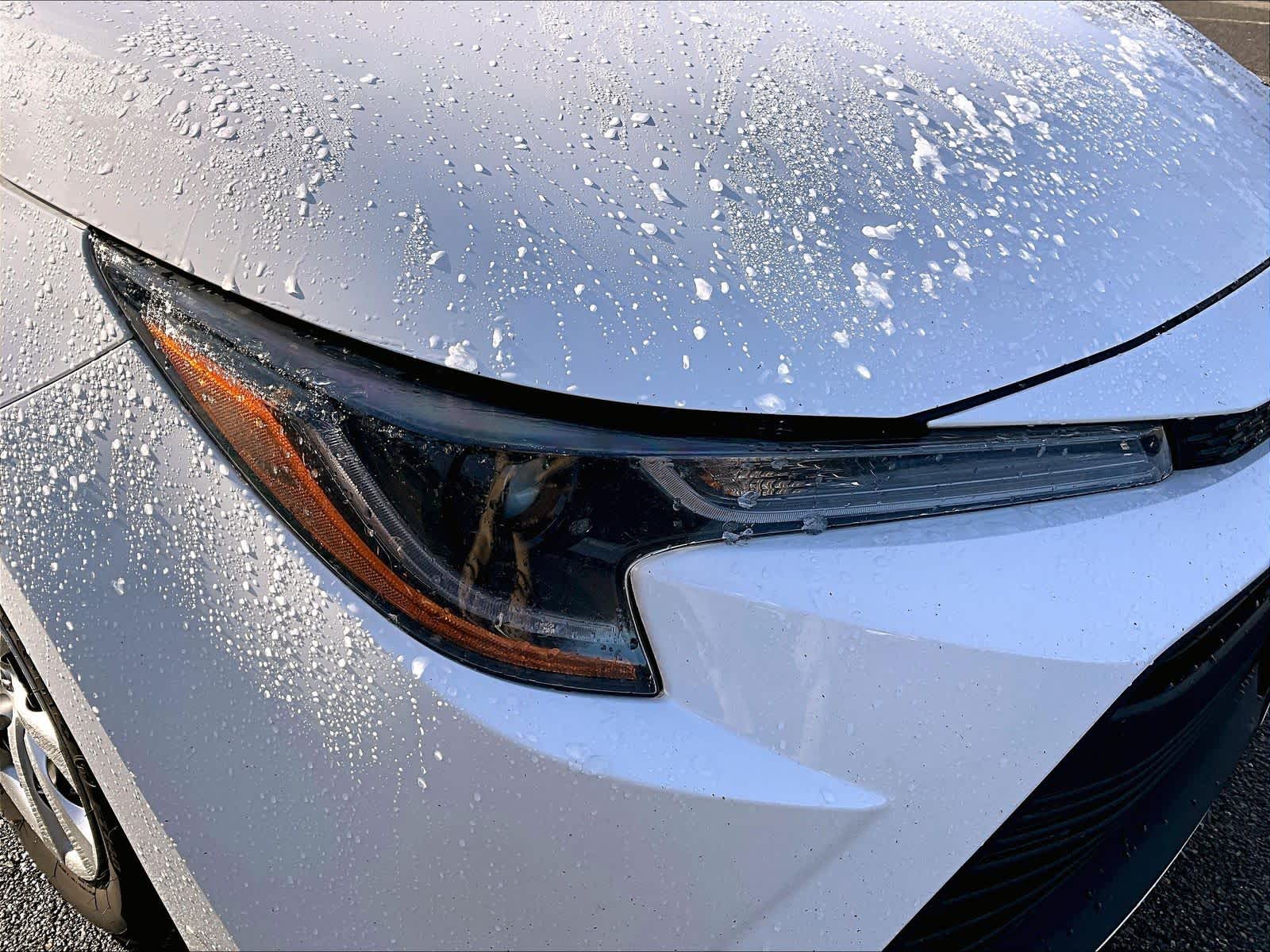 2025 Toyota Corolla LE - Photo 32