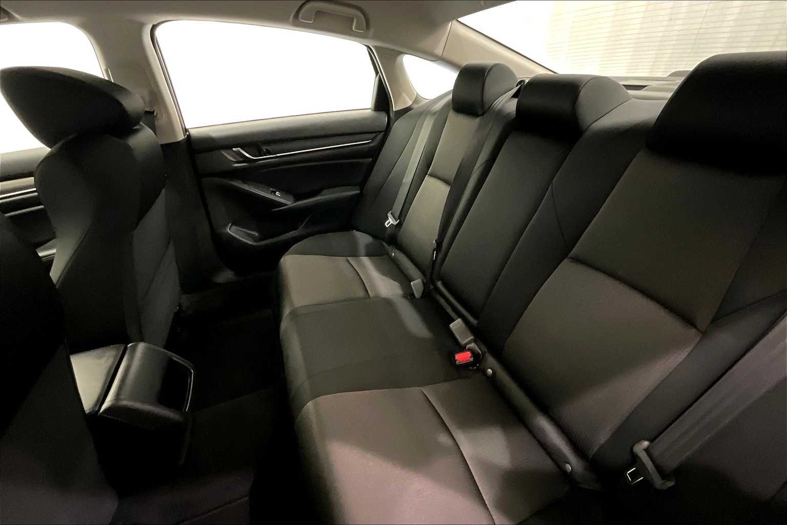 2022 Honda Accord LX - Photo 15