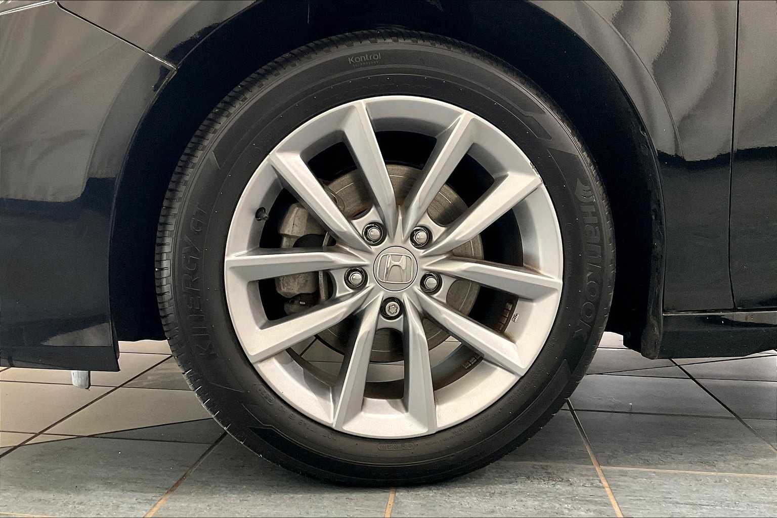 2022 Honda Accord LX - Photo 7