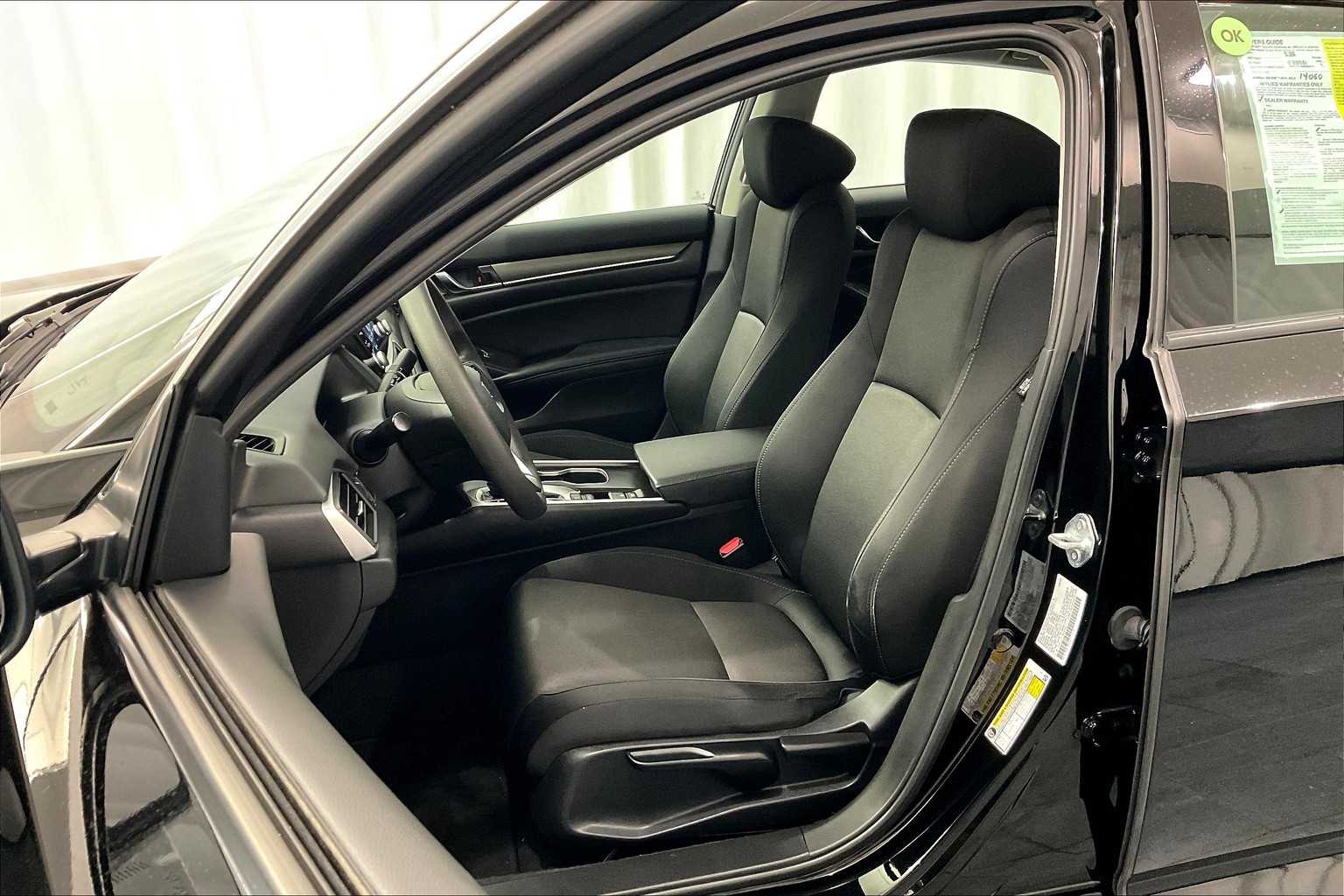 2022 Honda Accord LX - Photo 10