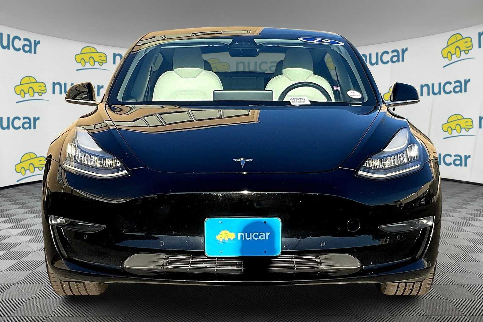 2019 Tesla Model 3 Long Range - Photo 2