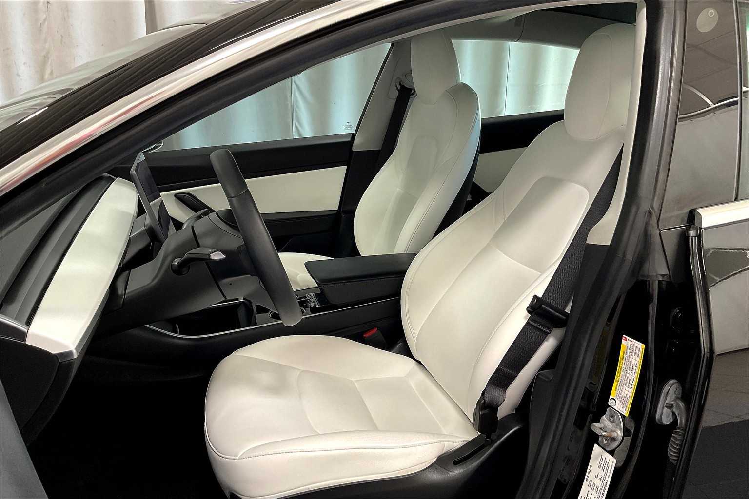 2019 Tesla Model 3 Long Range - Photo 10