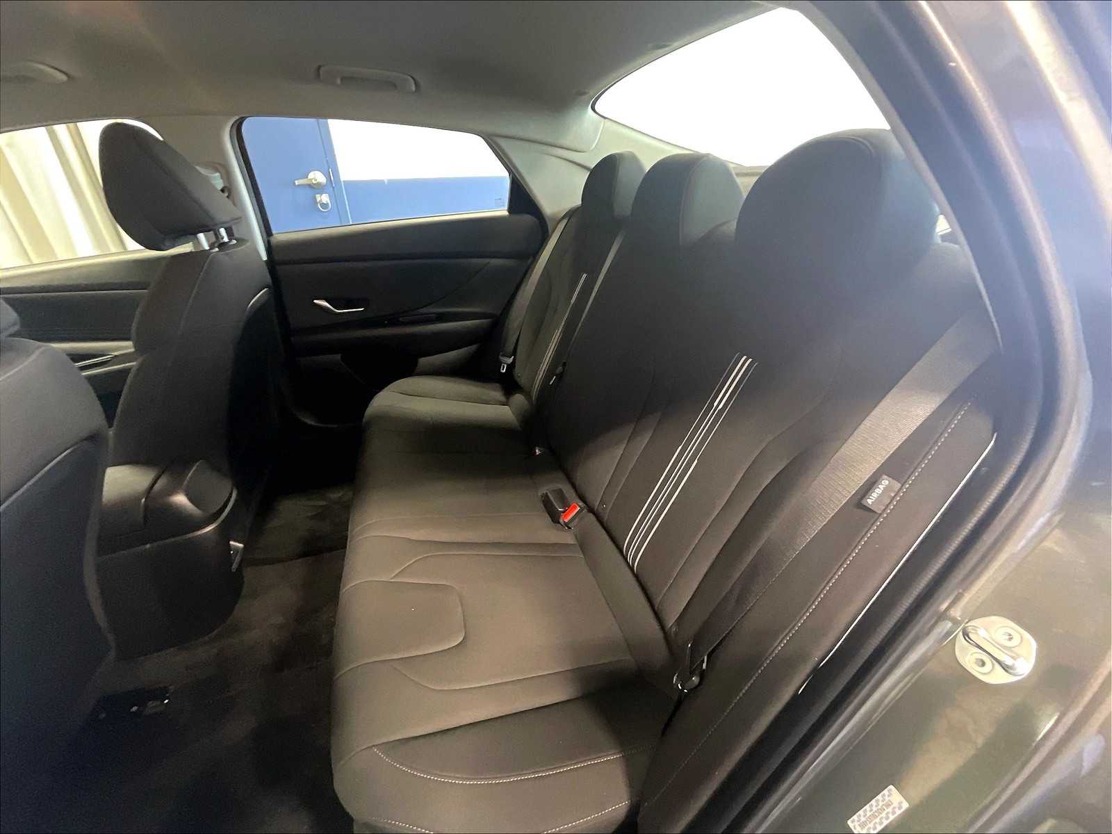 2024 Hyundai Elantra SEL - Photo 15