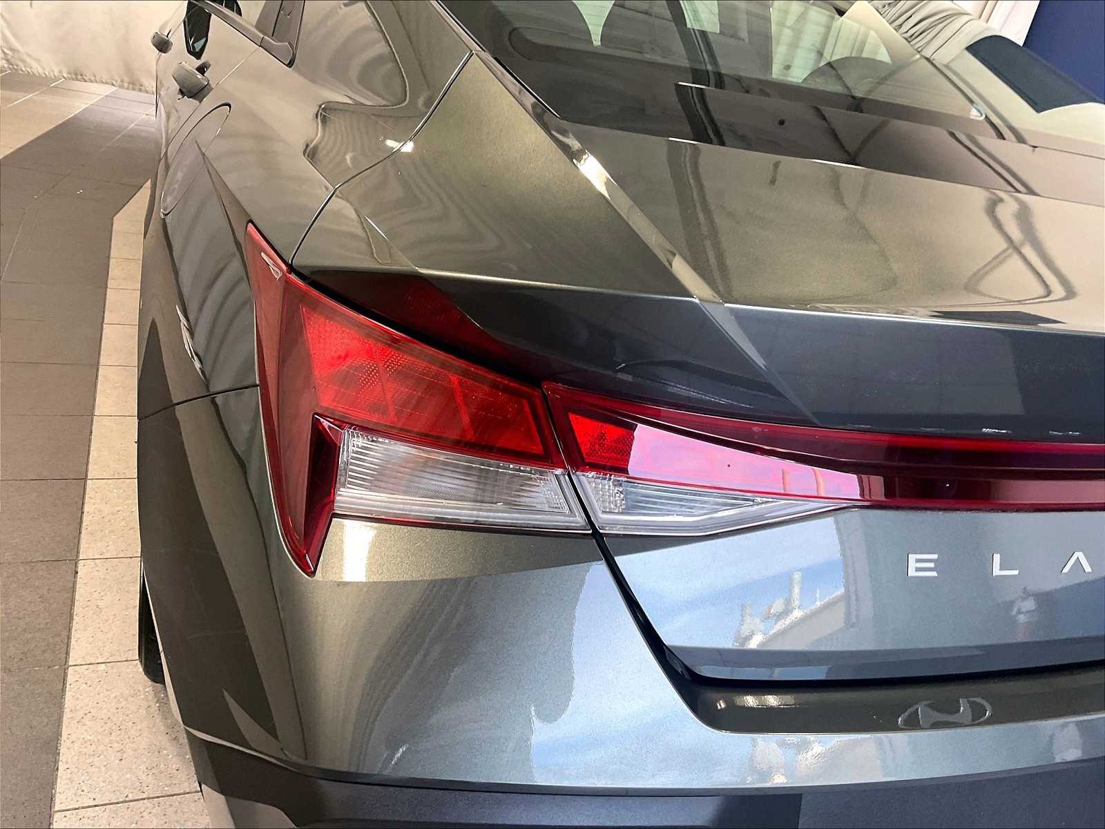 2024 Hyundai Elantra SEL - Photo 33
