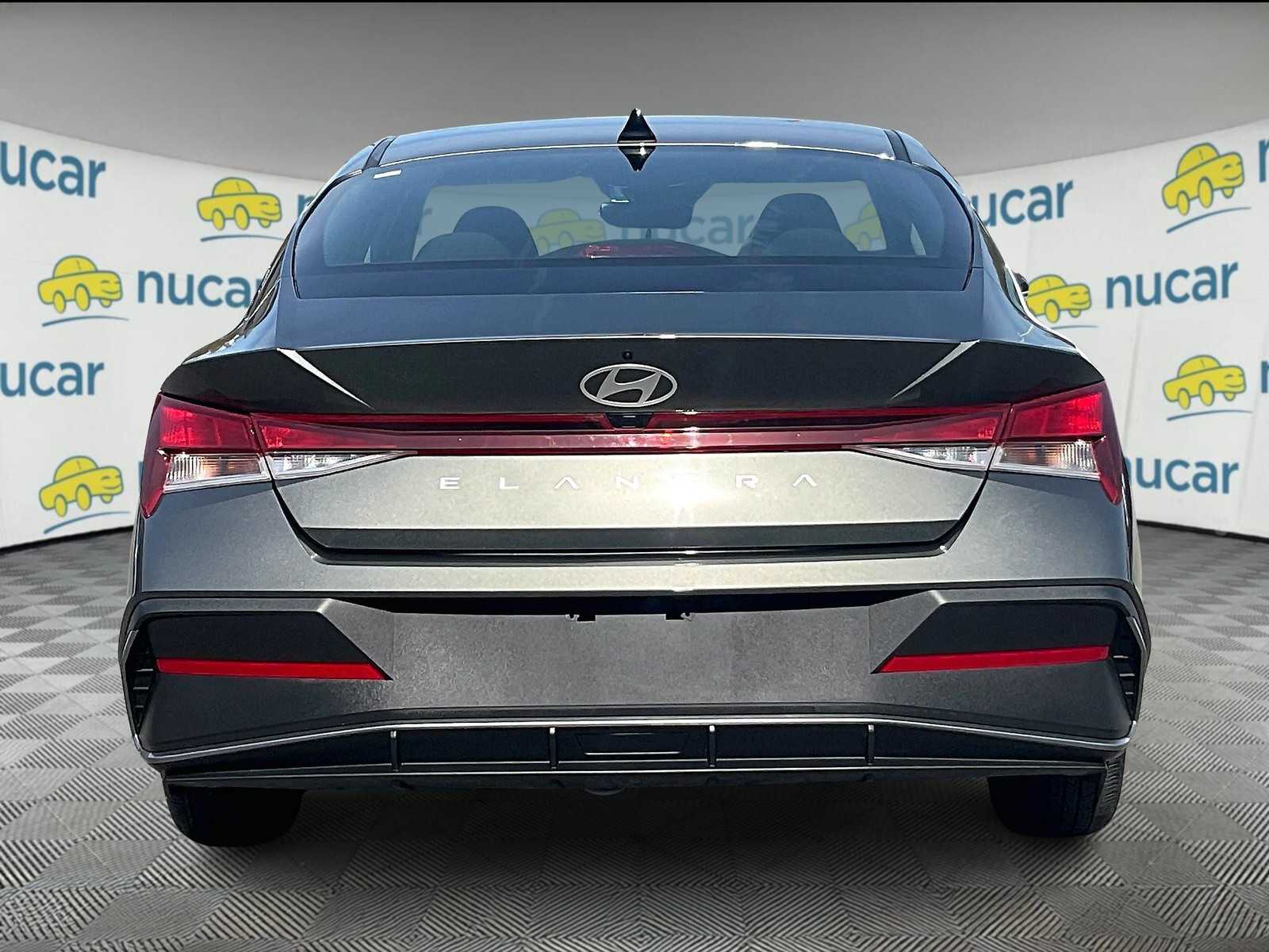 2024 Hyundai Elantra SEL - Photo 5