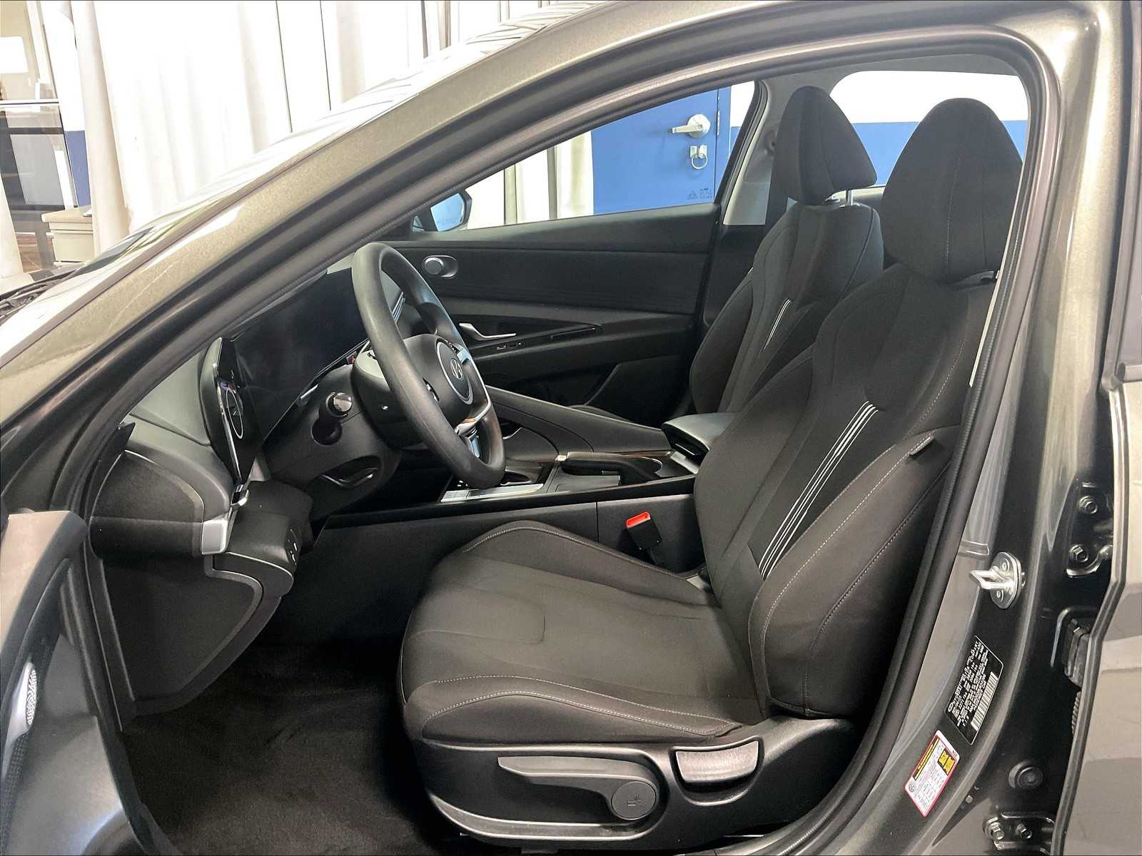 2024 Hyundai Elantra SEL - Photo 10