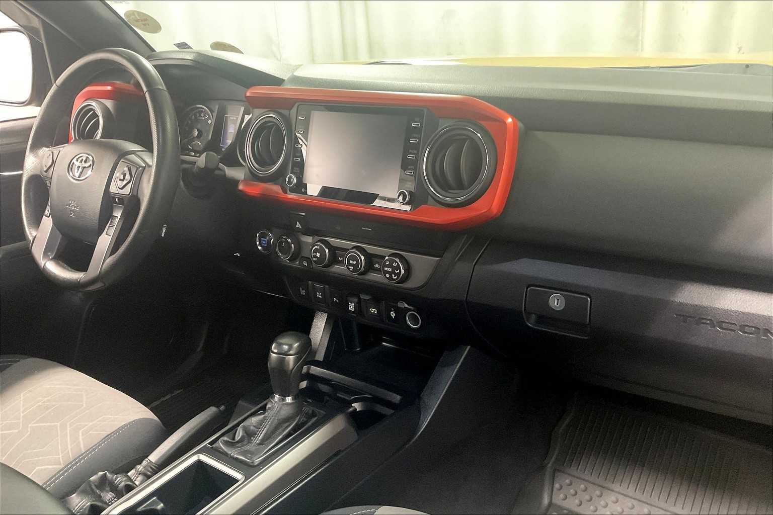 2020 Toyota Tacoma TRD Off Road - Photo 14