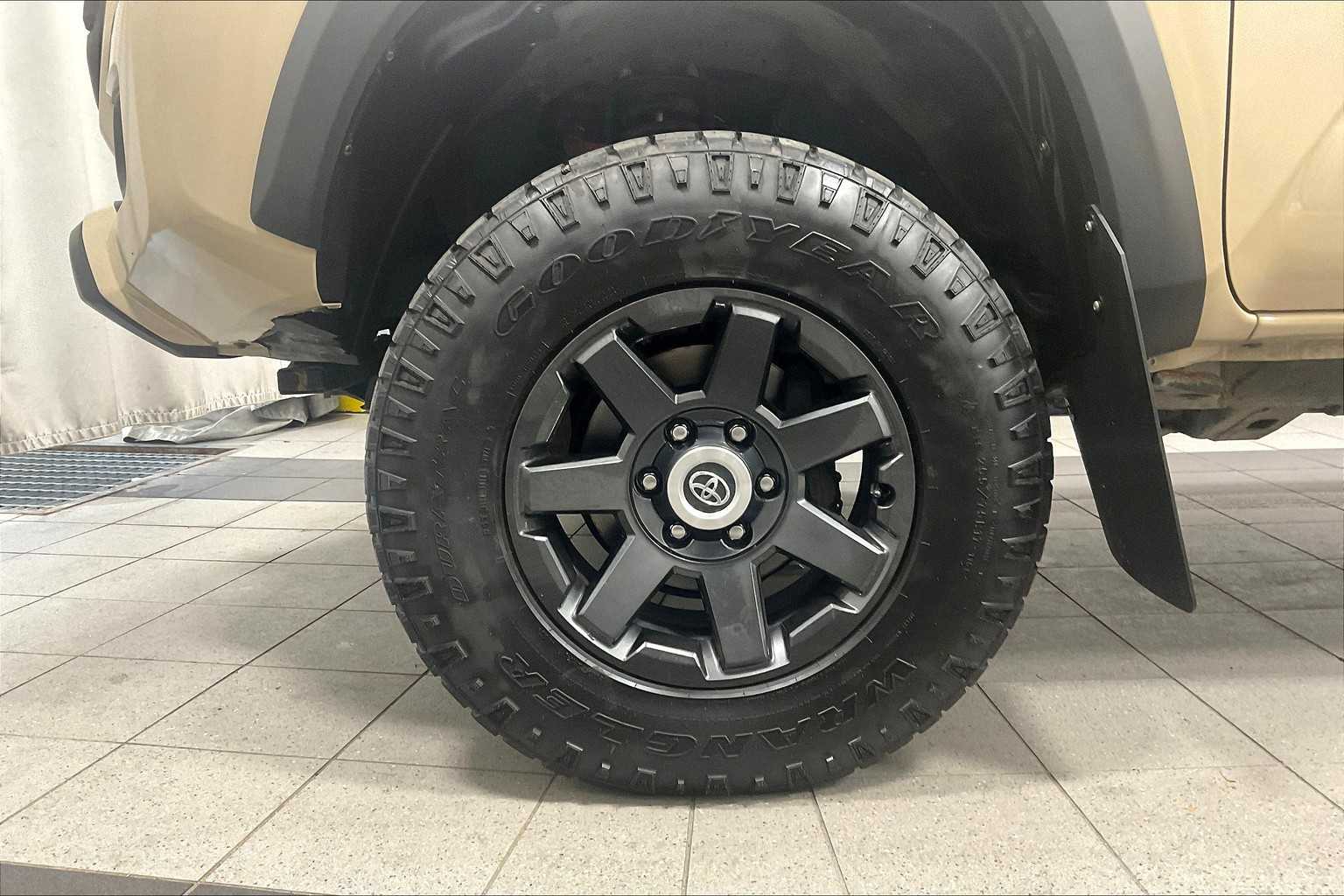 2020 Toyota Tacoma TRD Off Road - Photo 7