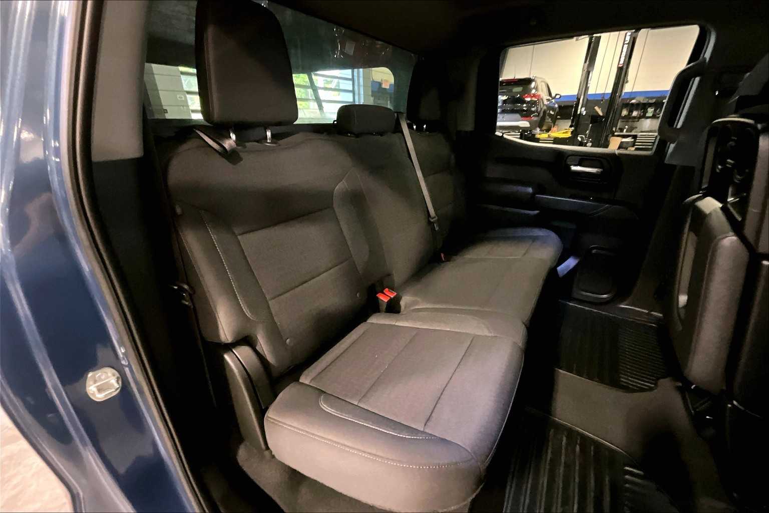 2024 Chevrolet Silverado 1500 Custom - Photo 16
