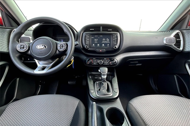 2021 Kia Soul LX - Photo 20