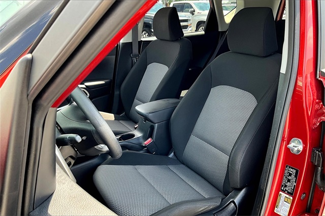 2021 Kia Soul LX - Photo 10
