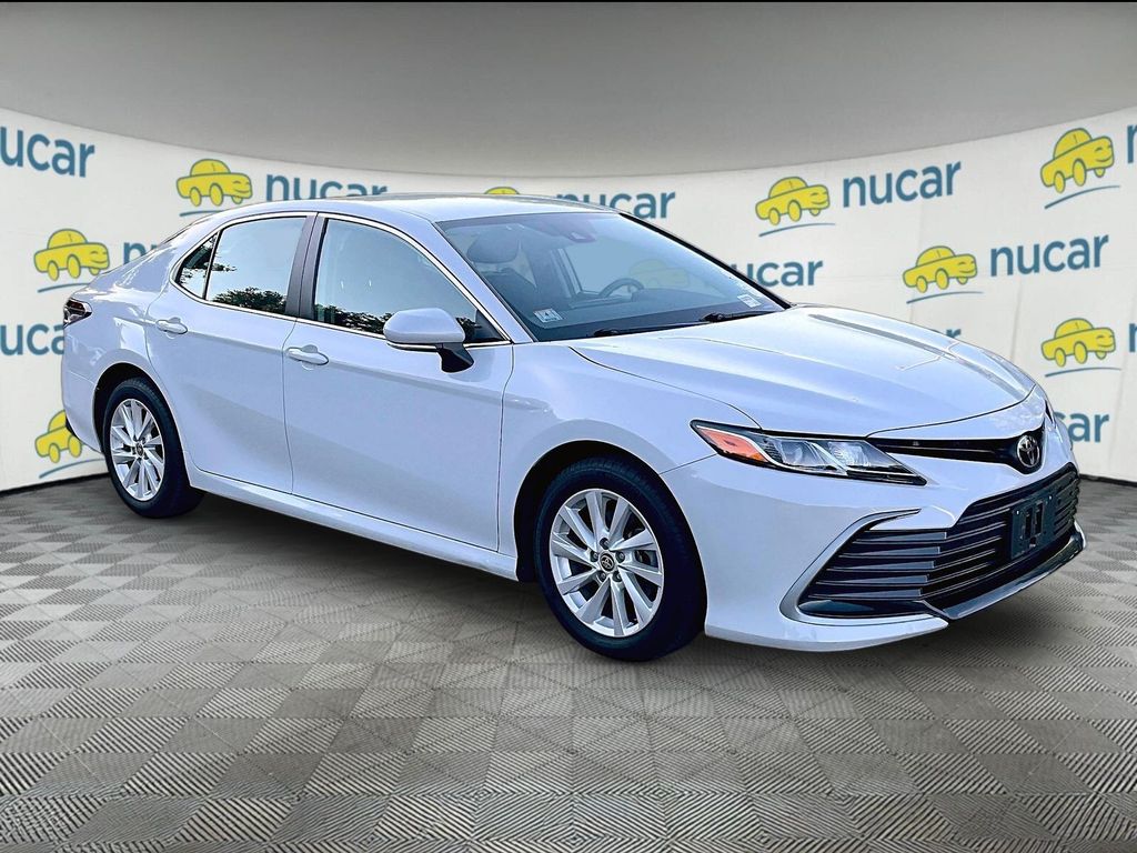 2022 Toyota Camry LE