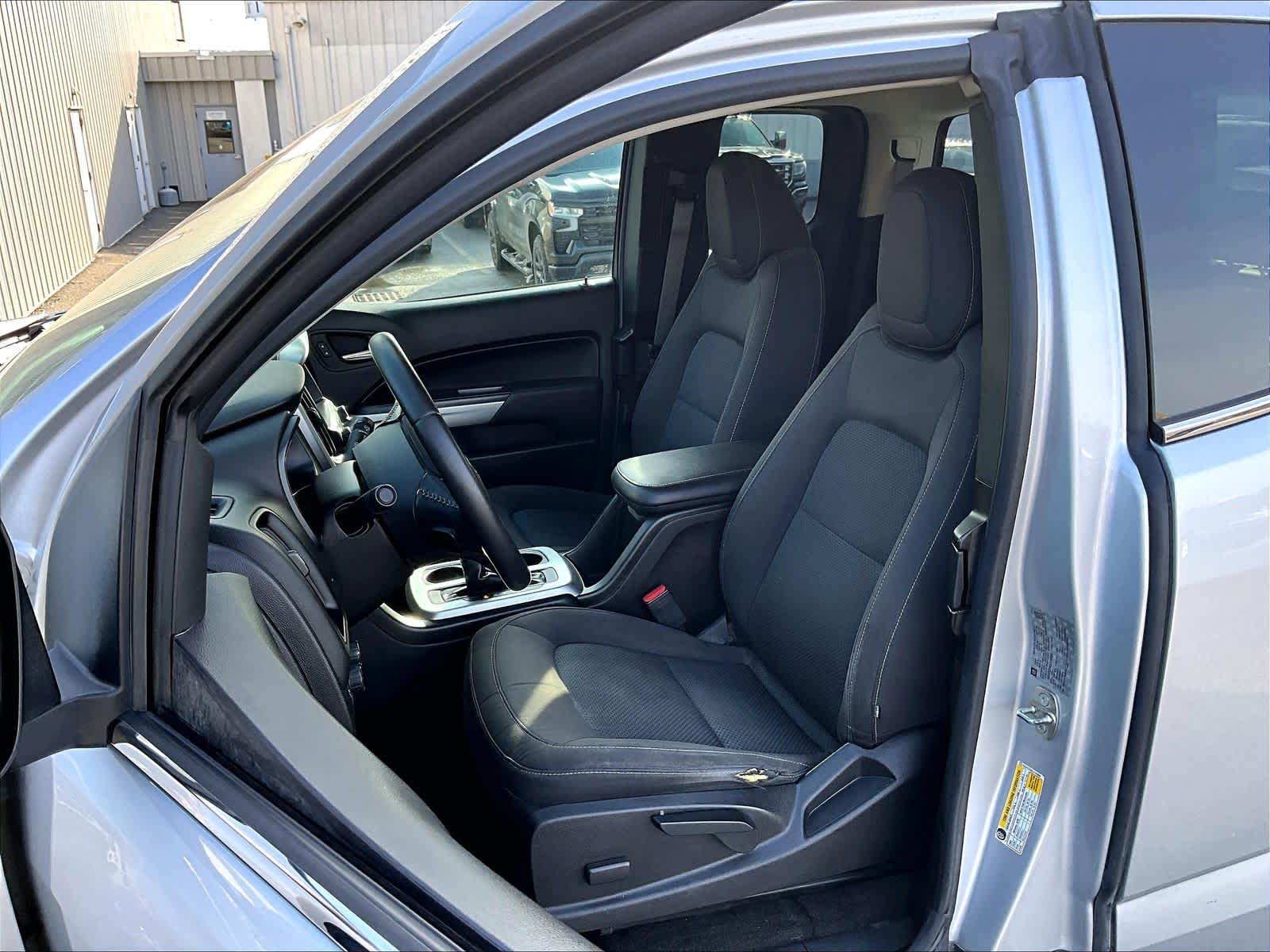 2018 Chevrolet Colorado 4WD LT - Photo 10