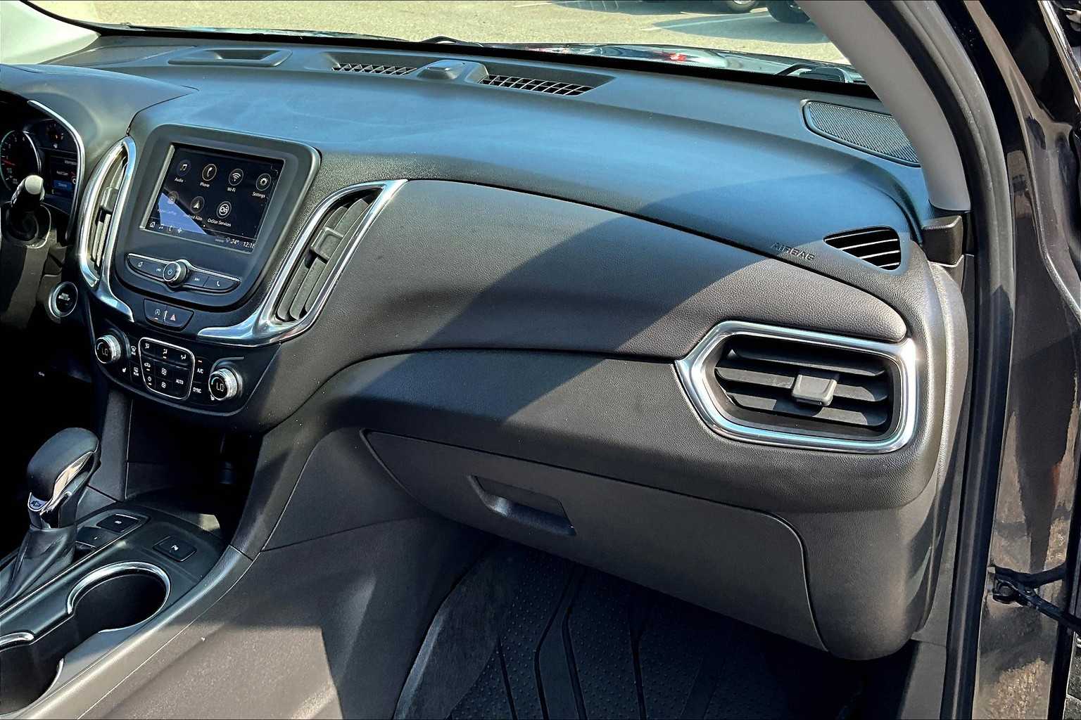 2022 Chevrolet Equinox LT - Photo 13
