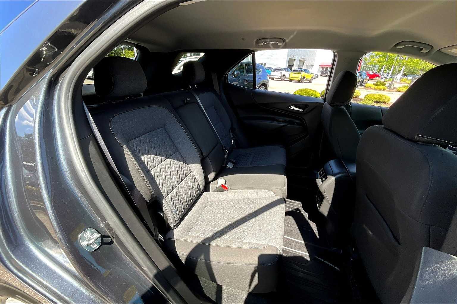 2022 Chevrolet Equinox LT - Photo 16