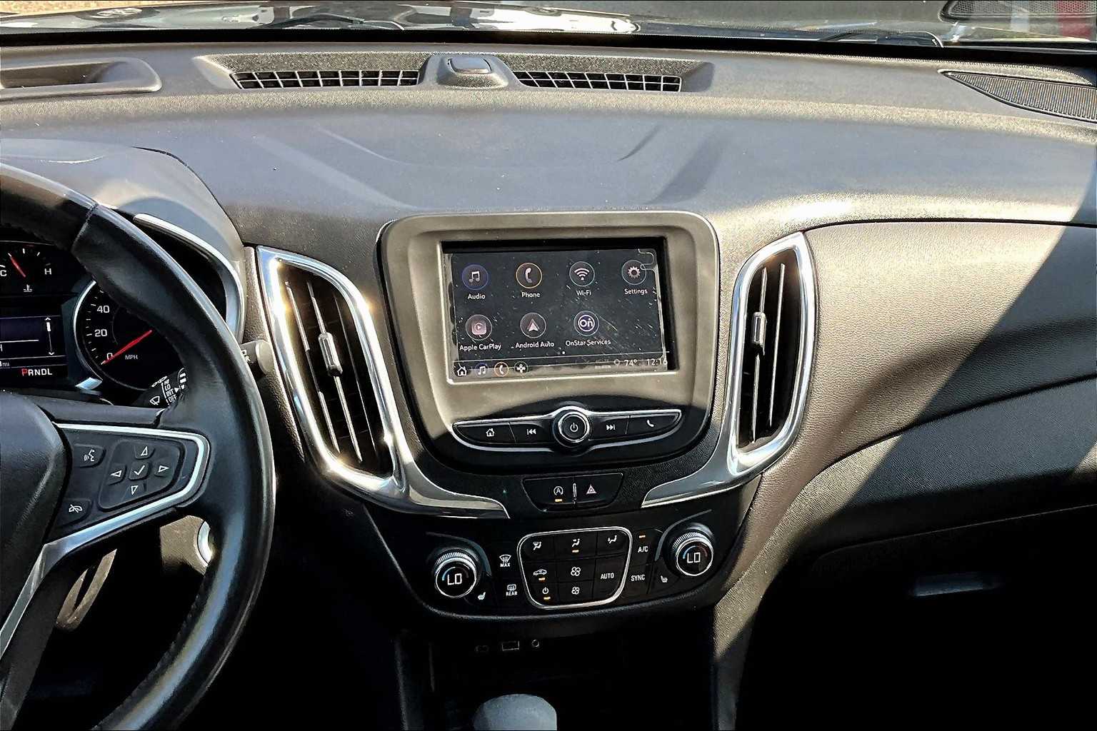 2022 Chevrolet Equinox LT - Photo 18
