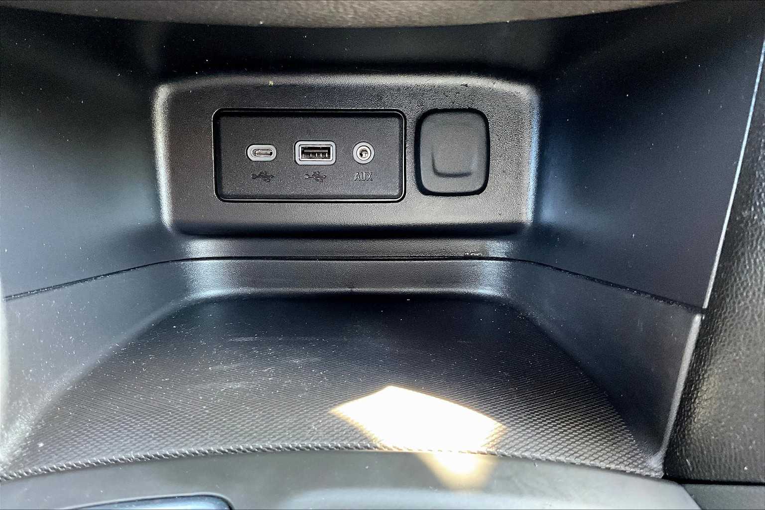 2022 Chevrolet Equinox LT - Photo 25