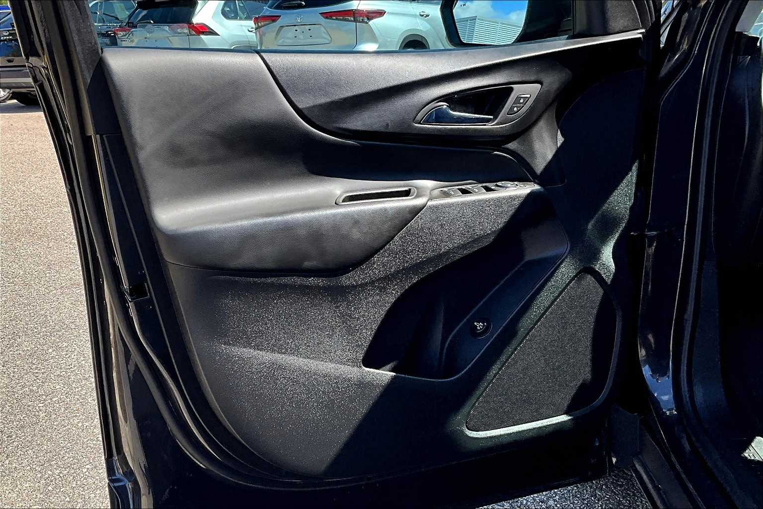 2022 Chevrolet Equinox LT - Photo 9