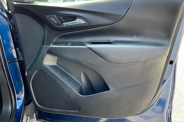 2023 Chevrolet Equinox LT - Photo 12