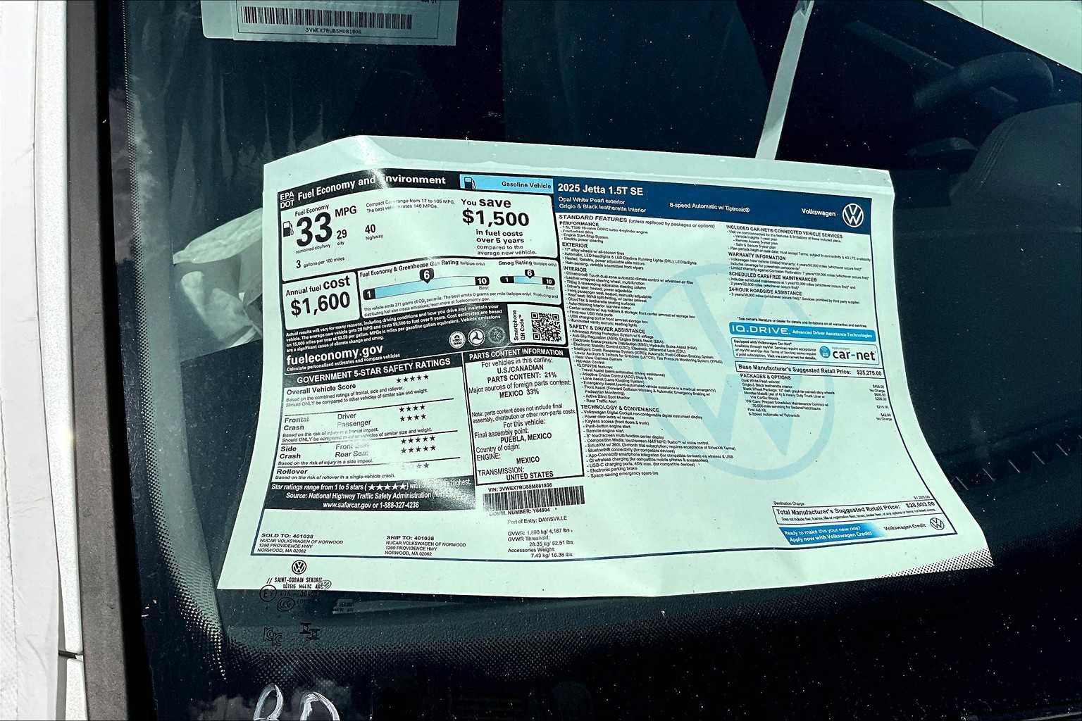 2025 Volkswagen Jetta SE - Photo 16