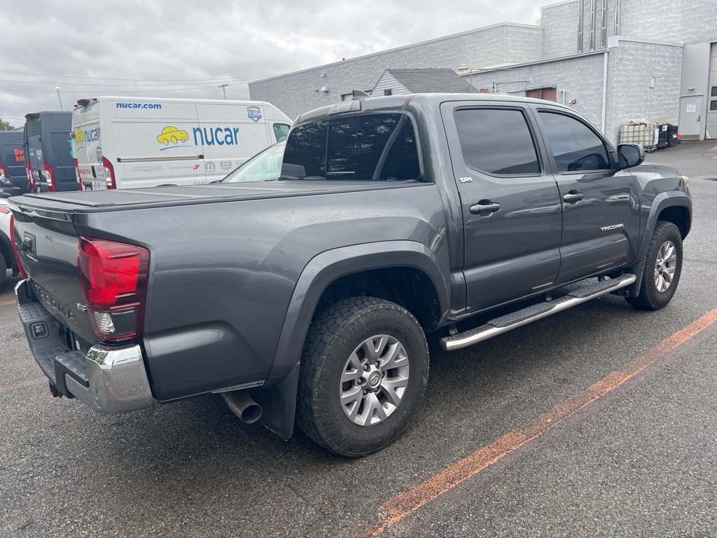 2018 Toyota Tacoma SR5 - Photo 4