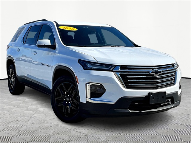 2023 Chevrolet Traverse LT