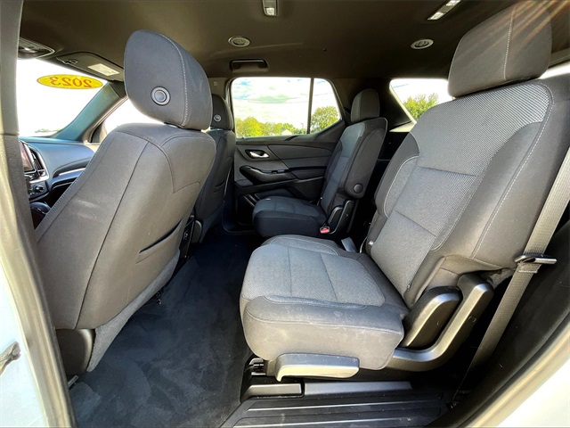 2023 Chevrolet Traverse LT - Photo 14