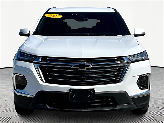 2023 Chevrolet Traverse LT - Photo 2
