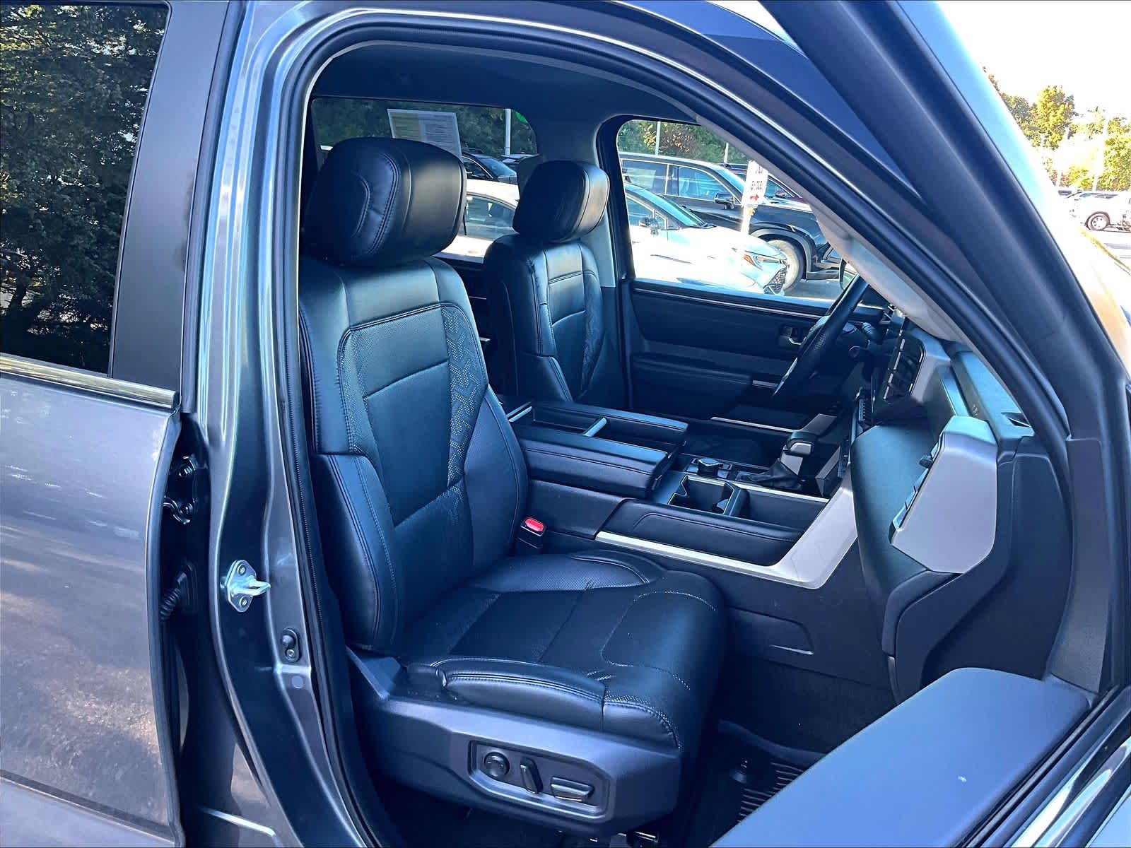 2024 Toyota Tundra Limited Hybrid - Photo 11