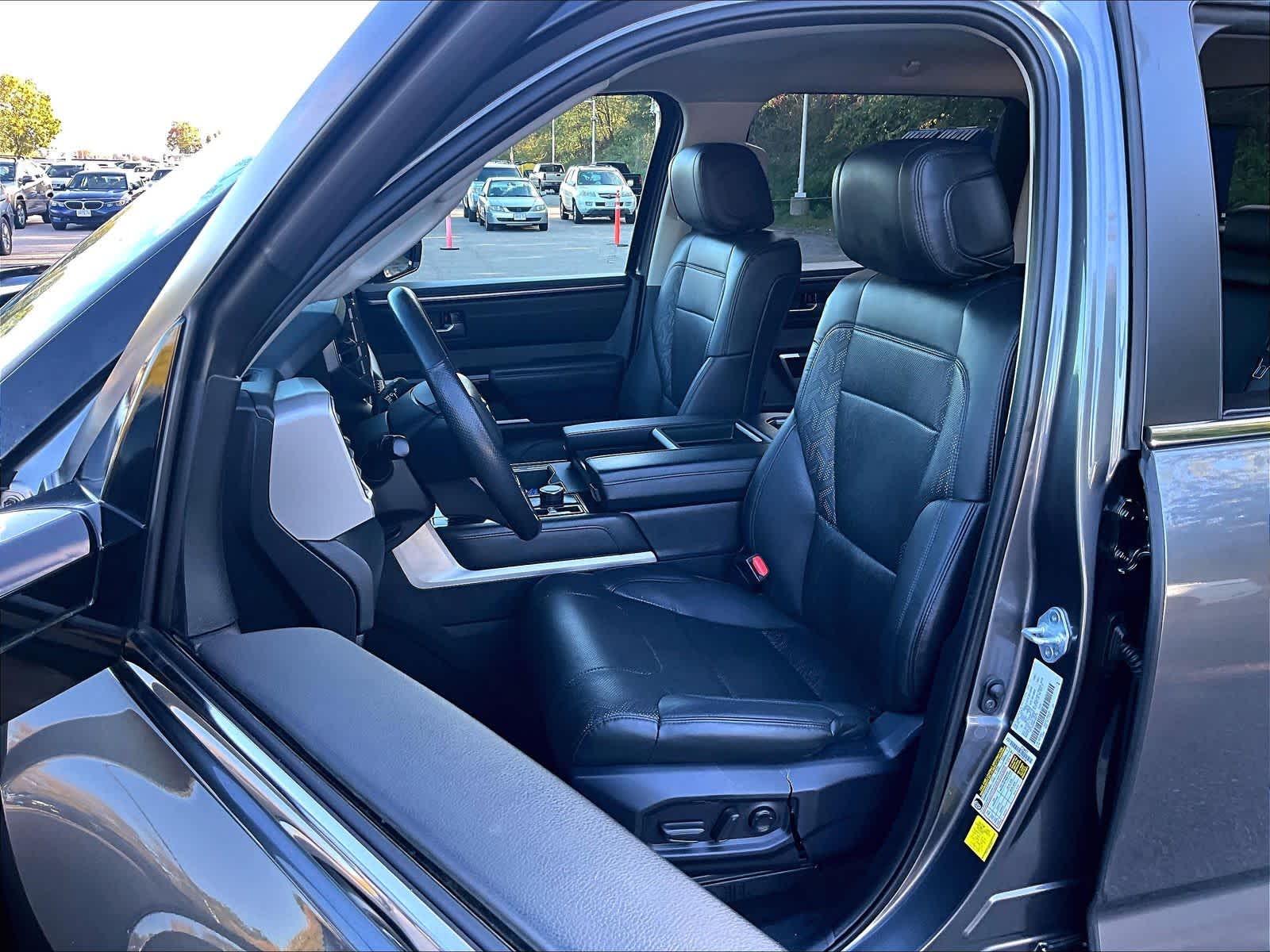 2024 Toyota Tundra Limited Hybrid - Photo 10