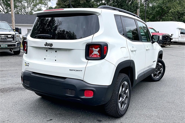 2016 Jeep Renegade Sport - Photo 4
