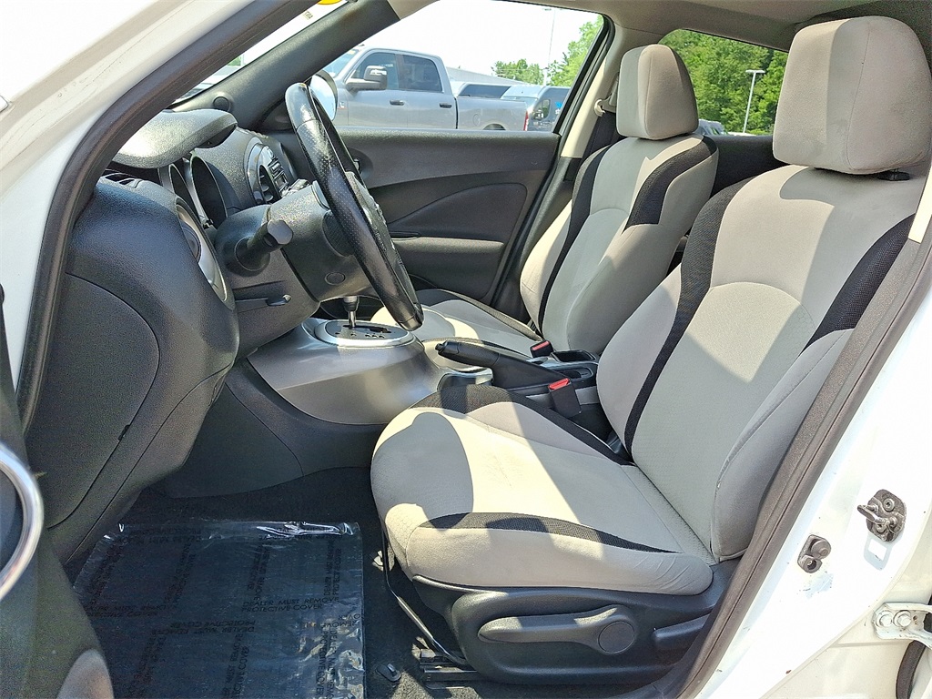 2014 Nissan Juke SV - Photo 15