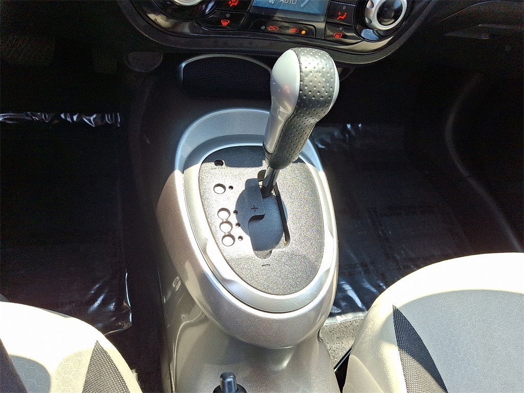 2014 Nissan Juke SV - Photo 17