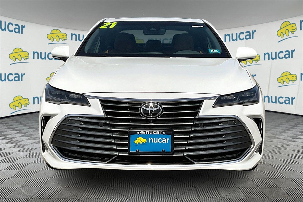 2021 Toyota Avalon Limited - Photo 2