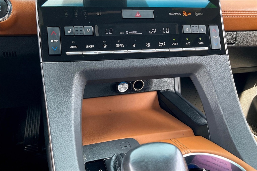 2021 Toyota Avalon Limited - Photo 25