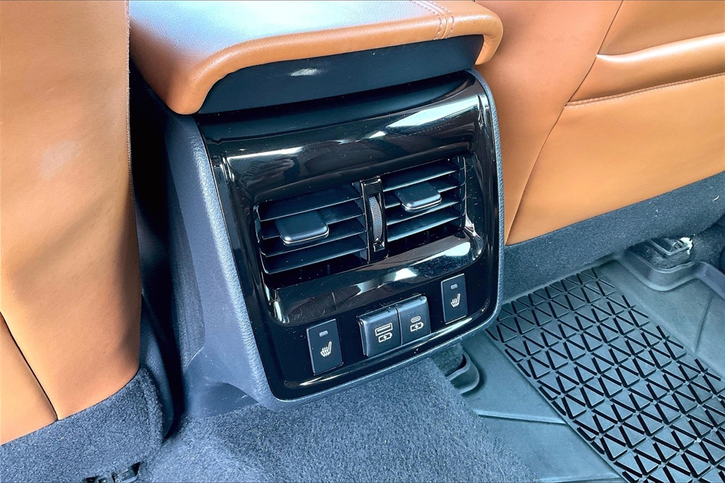 2021 Toyota Avalon Limited - Photo 27