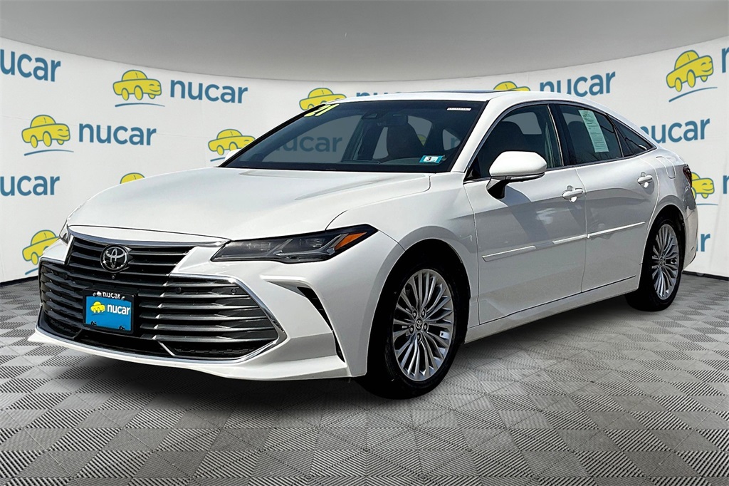 2021 Toyota Avalon Limited - Photo 3